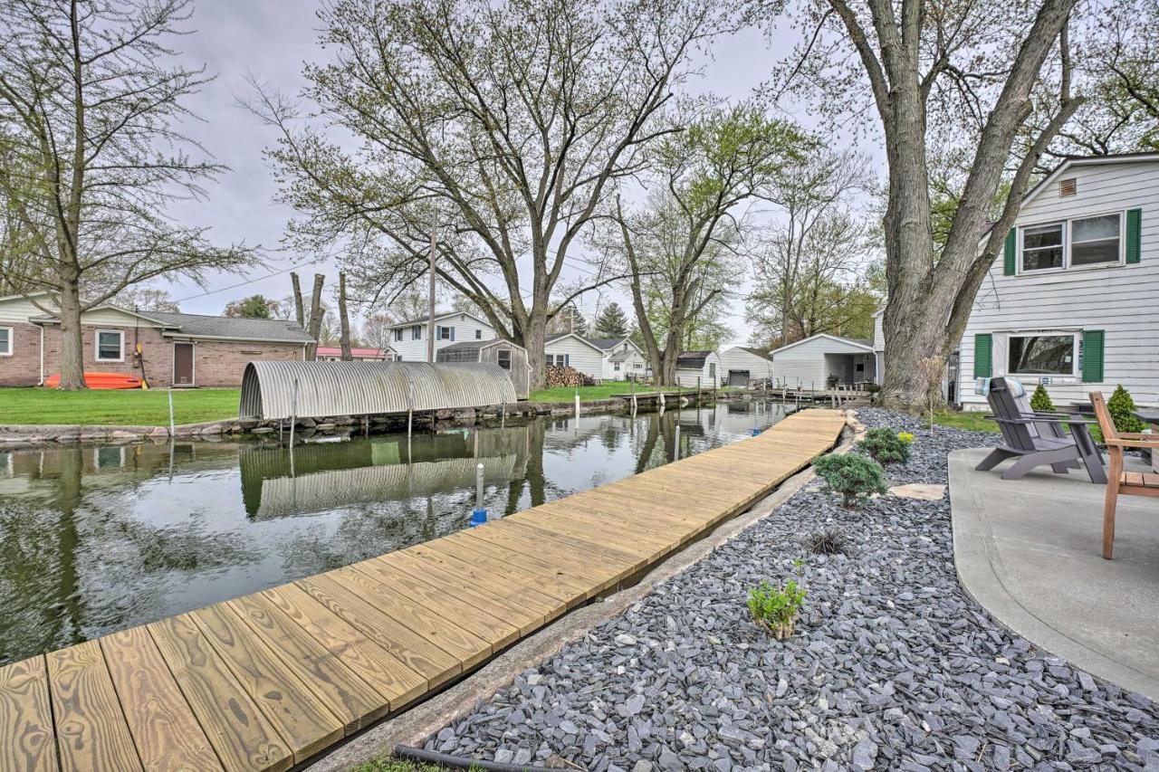 Waterfront Syracuse Home With Patio And Fire Pit! Luaran gambar